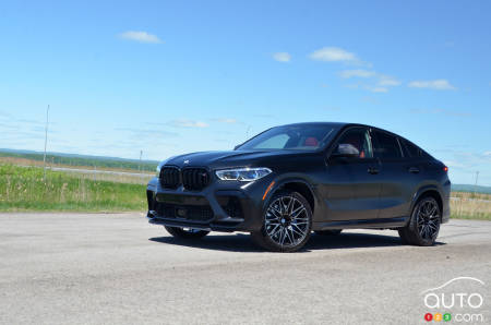 2021 BMW X6 M Competition, three-quarters front